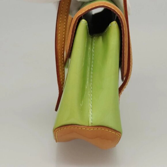 LOUIS VUITTON Vernis Biscayne Bay PM Shoulder Bag Peppermint - Picture 4 of 16